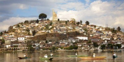 Ekki er hollráð að þvælast um allt í Mexíkó þessa stundina og er eindregið varað við þvælingi við landamæri Mexíkó og Bandaríkjanna