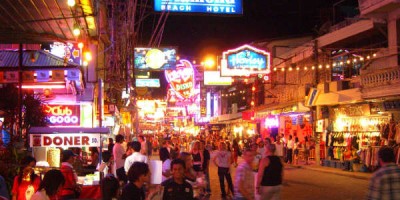 Ekkert vantar upp á freistingarnar í Pattaya fyrir marga. Þangað nú komist fyrir lítið.