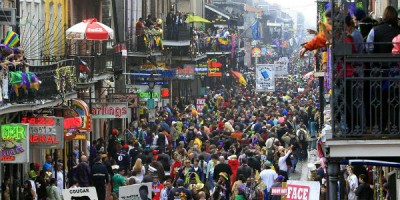 Bourbon stræti í New Orleans er partí út í eitt og tvennt og þrennt meðan á Mardi Gras hátíðinni stendur