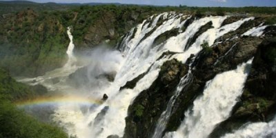 Einhverjir fallegustu fossar í Afríku allri eru Ruacana fossarnir