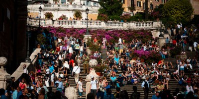 Dæmið snýst við. Nú er ferðamönnum refsað fyrir kaup af götusölum. Mynd agent Smith