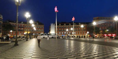 Fólk hefur veikst af beinbrunasótt í Nice í Frakklandi en sú skæða sótt smitast með moskítóflugum. Mynd Rodrigo_Soldon