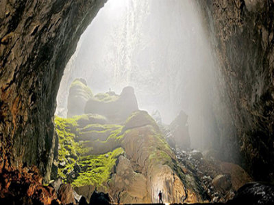 Maðurinn og smæð hans. Mynd Engril