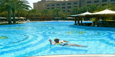 Enginn kúkur í lauginn en sundspretturinn kostar nokkra þúsundkalla. Mynd Sarah Ackerman