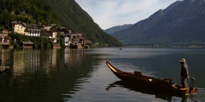 Ekki leiðinlegt að eyða ævidögum í svona þorpi. Mynd Randy Durrum