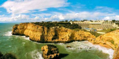 Loks þegar allra bestu tilboðin eru í boði er enginn aðili að bjóða ferðir héðan til suðrænni landa