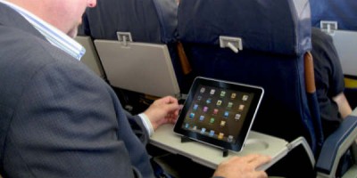 Eftir áramót máttu hafa kveikt á rafeindatækjum í farþegavél hvenær sem þú vilt.