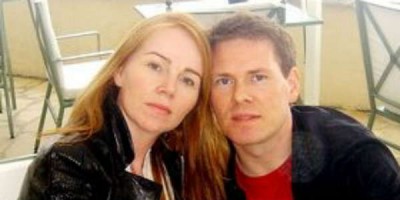 Hannes með fyrrverandi. Þá lofaði hann gulli og grænum en stóð ekki við. Nú þurfum við að gjalda þess hve hann var vitlaus