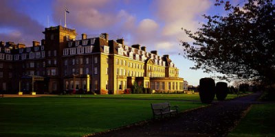 Skotar vita hvað til þarf til að halda frægustu golfkeppni heims. Mynd ukcountryhousehotels
