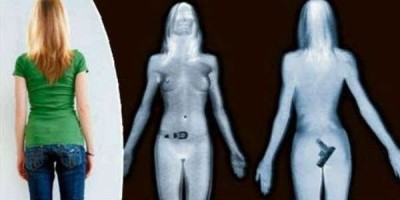 Líkamsskannarnir sem um ræðir hafa nú verið teknir niður víðast hvar enda ekki aðeins vanvirðing við flugfarþega heldur og meingallaðir. 