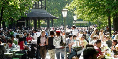 Í samanburði við önnur lönd er bjór í Þýskalandi í dýrari kantinum en stemmarinn er líka einstakur. Mynd Barbara Nilsson