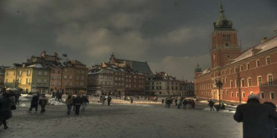 Eins og klippt úr gamalli kvikmynd. Gamli bærinn í Varsjá að vetrarlagi. Mynd marian.b