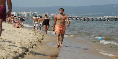 Danir virðast hafa fengið upp í kok af vinsælum stöðum í Búlgaríu. Mynd Charles Roffey