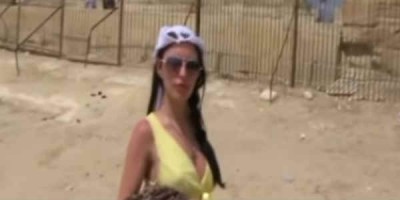 Þessi er líklega ekki velkomin til Egyptalands á ný. Skjáskot