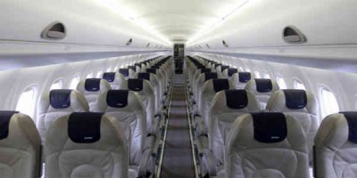 Farþegarými hefðbundinnar Bombardier 400 vélar