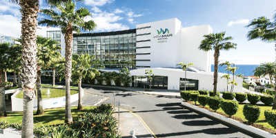 Frábærlega staðsett og örstutt frá fjölda veitingastaða og verslana.