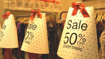 Tíu prósenta afsláttur á breskum pundum þessi dægrin frá því sem áður var :)